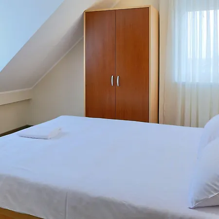 Novella Uno Újbánovci