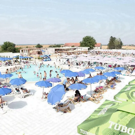 Novella Uno Szálloda