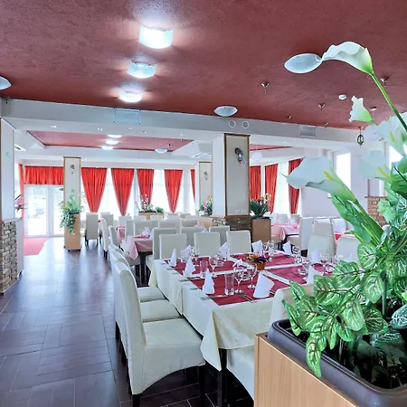 Hotel Novella Uno Novi Banovci