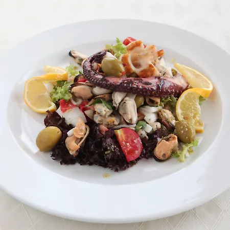 Novella Uno Szálloda 3*