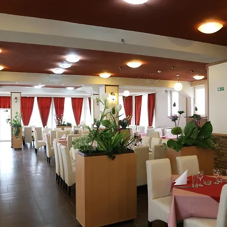 Hotel Novella Uno Novi Banovci