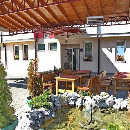 Novella Uno Hotel 3*