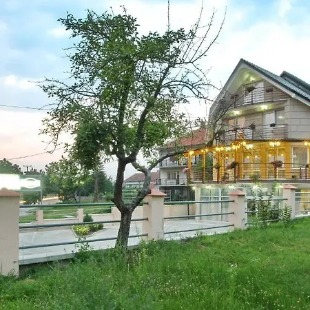 Novella Uno Hotel 3*