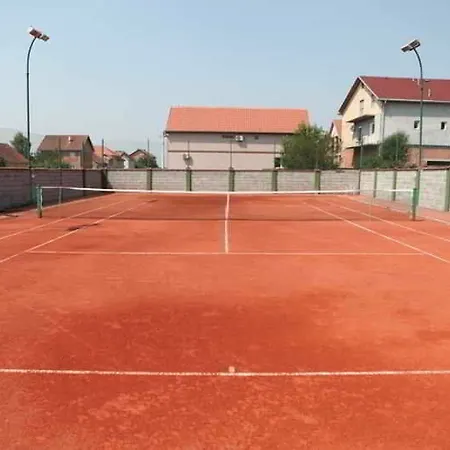 Novella Uno Hotel Novi Banovci